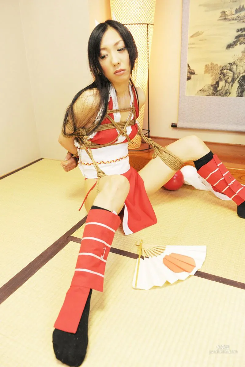 華群みさき 《KING OF FIGHTERS》MAI SHIRANUI 写真集19