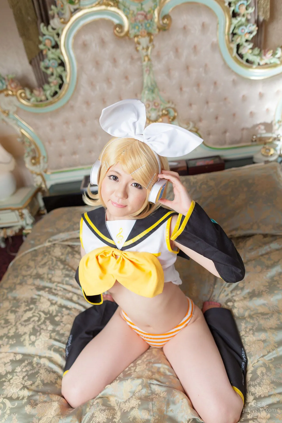 Mai Araki, VOCALOID Kagamine Rin [Cosplay Collection] Photo Set photo 80