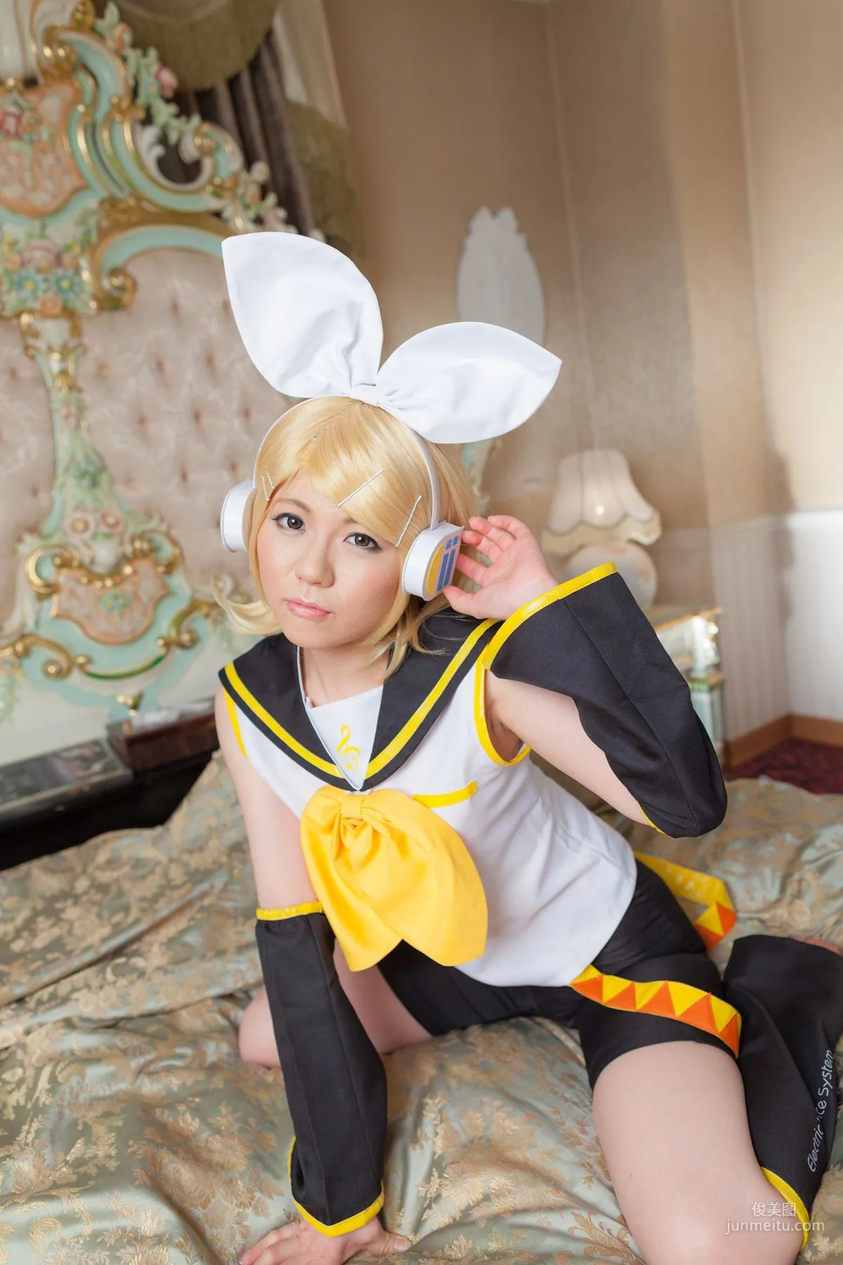 Mai Araki, VOCALOID Kagamine Rin [Cosplay Collection] Photo Set photo 27