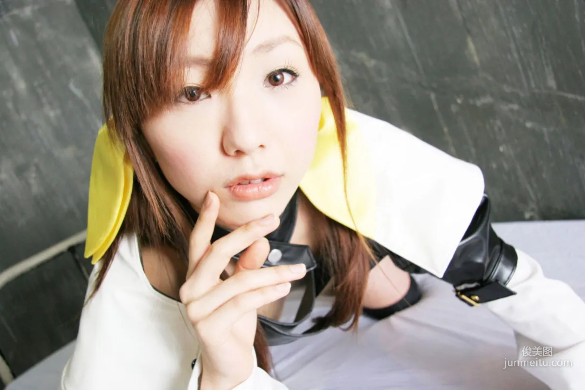華群みさき《Guilty Gear》 I-no [HONEY BUNNY] 寫真集 24
