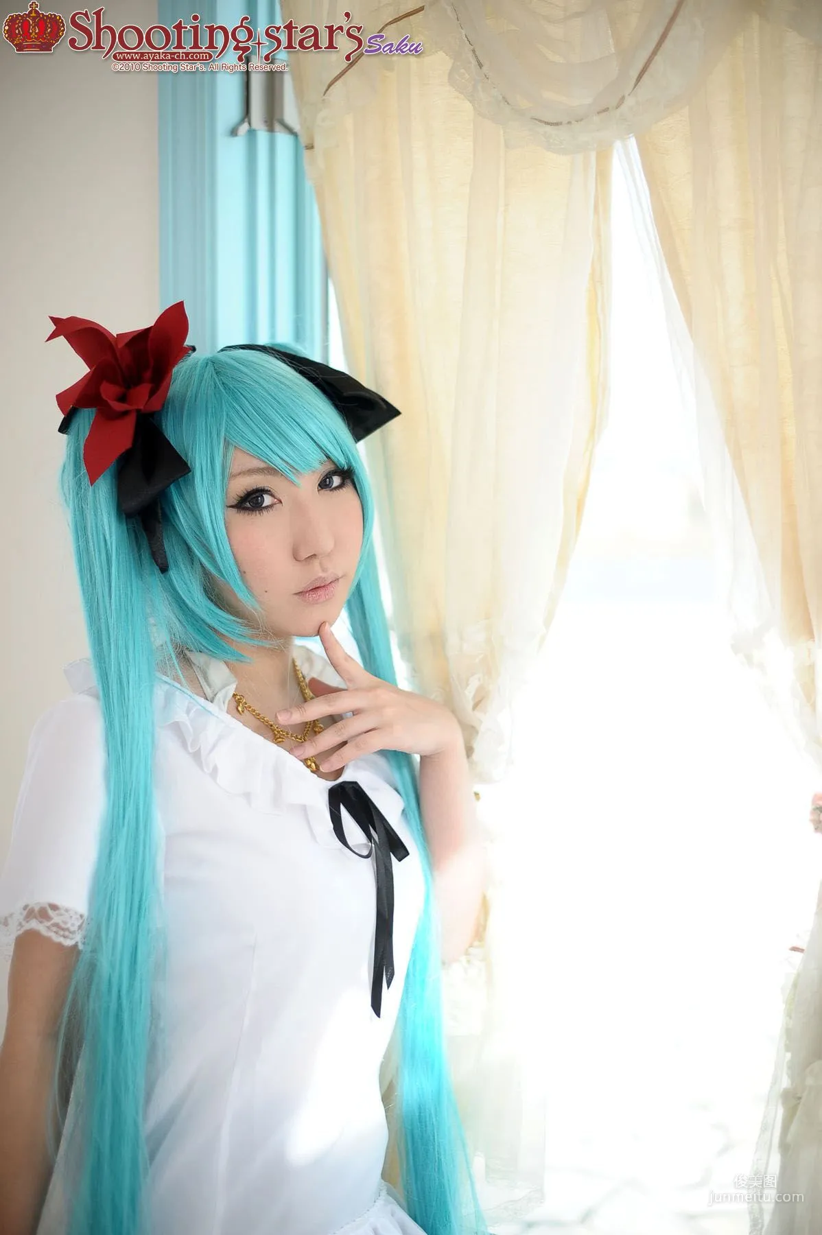 サク (Saku) 《VOCALOID》Hatsune Miku 2 [Shooting Star's] 寫真集 2