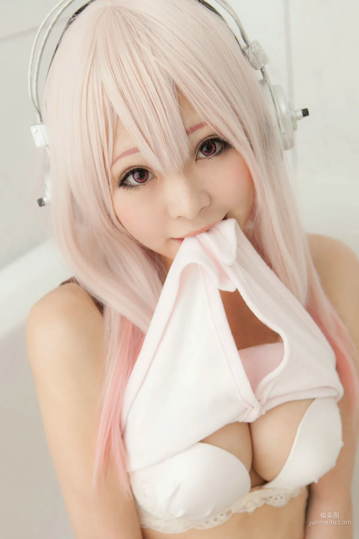 星影夕香 《Sonicomi》Super Sonico [COLORFULxCAMERA] 寫真集 11