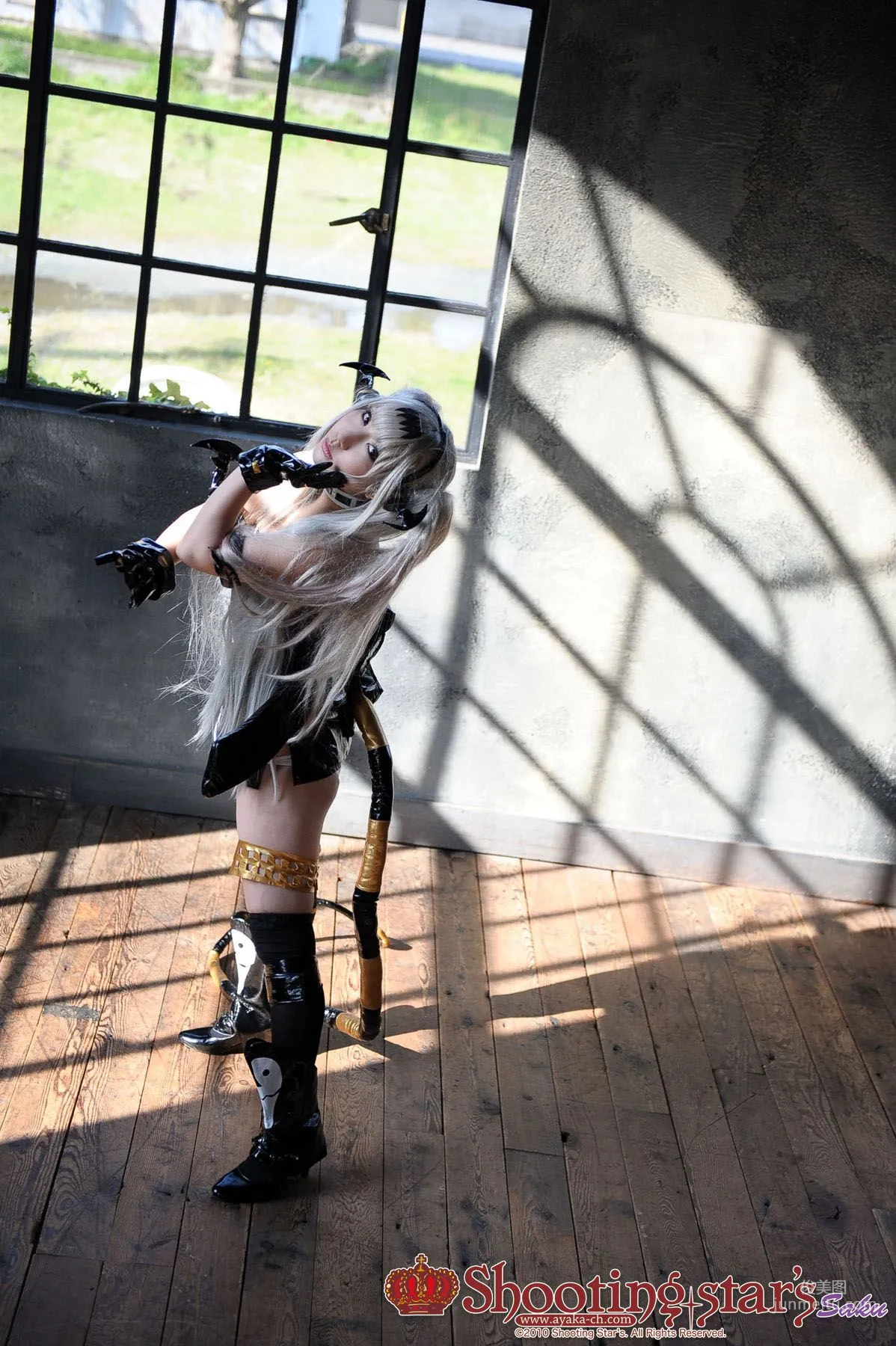 Saku (Ayaka) 'Queen's Blade' Alice [Shooting Star's] Photo Set photo 41