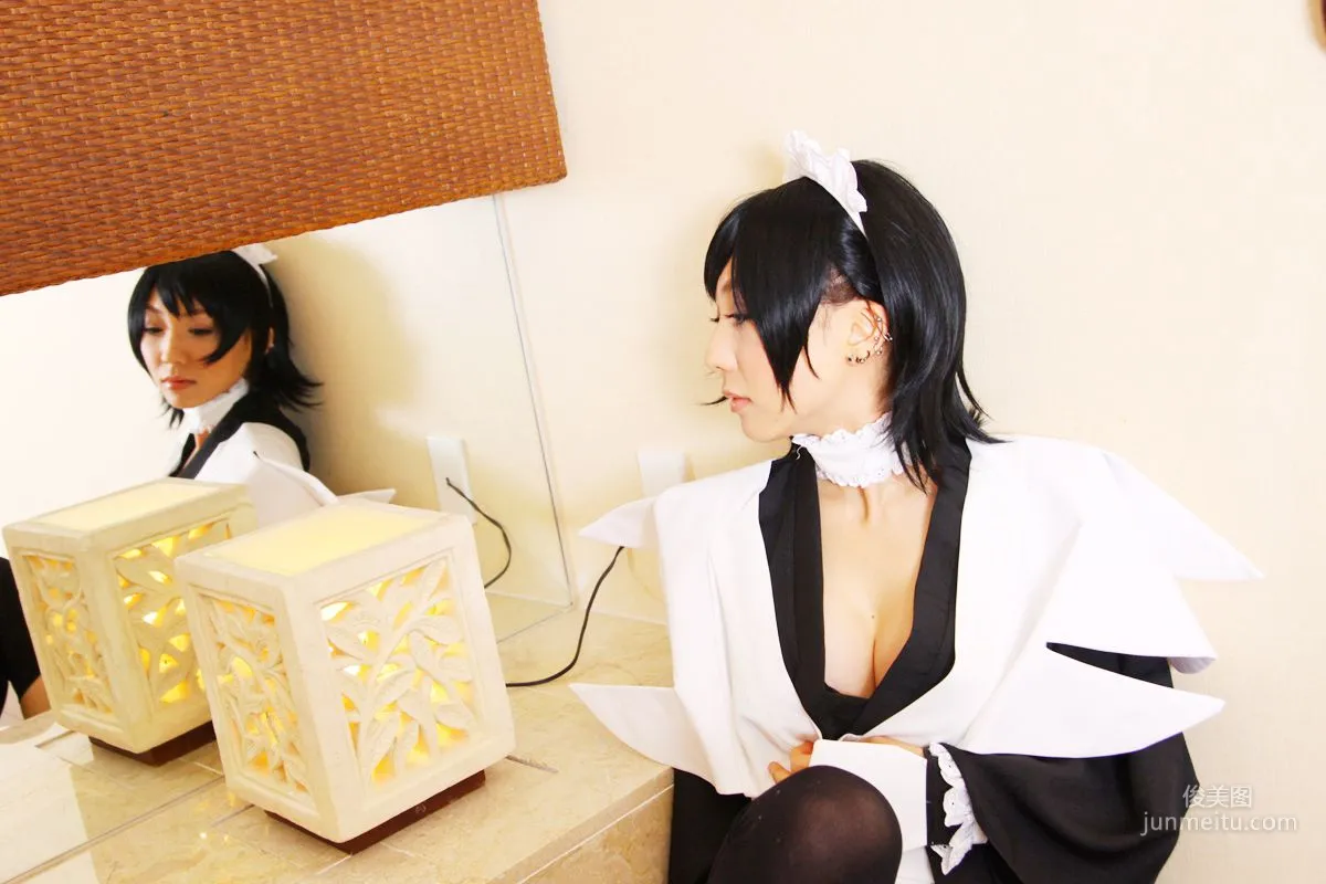 華群みさき 《Queen's Blade》Airi+《Samurai Spirits》Iroha [HONEY BUNNY] 寫真集 65