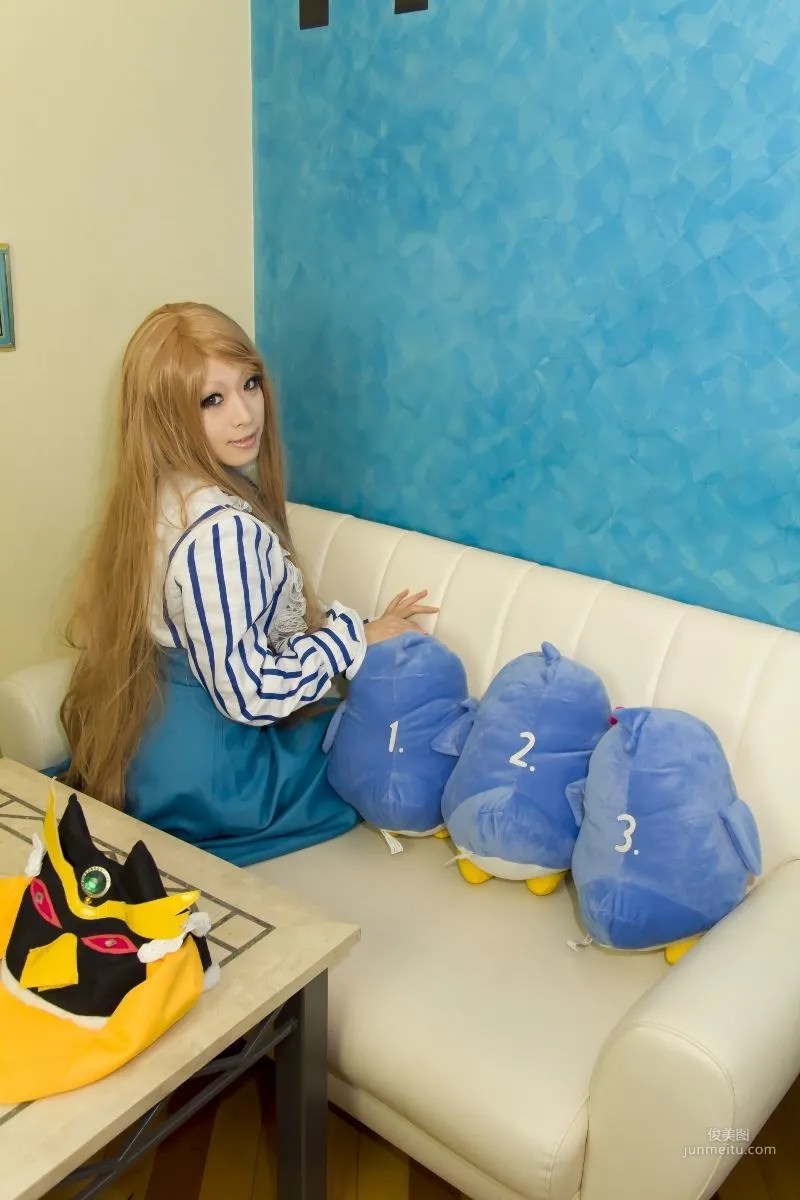 あらい夜魅 《Mawaru Penguindrum》Takakura Himari(高倉陽毬) 寫真集 12