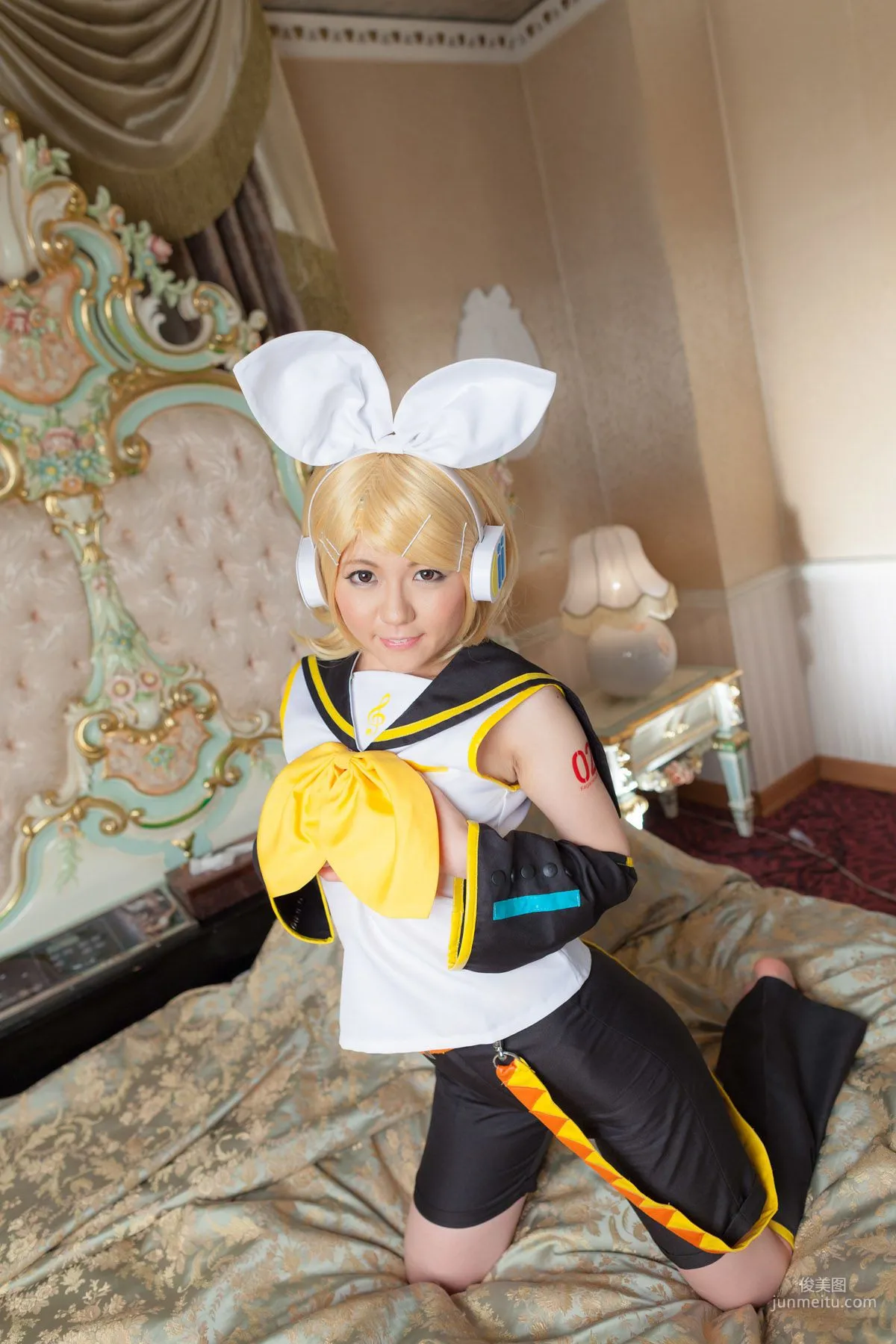 Mai Araki, VOCALOID Kagamine Rin [Cosplay Collection] Photo Set photo 36