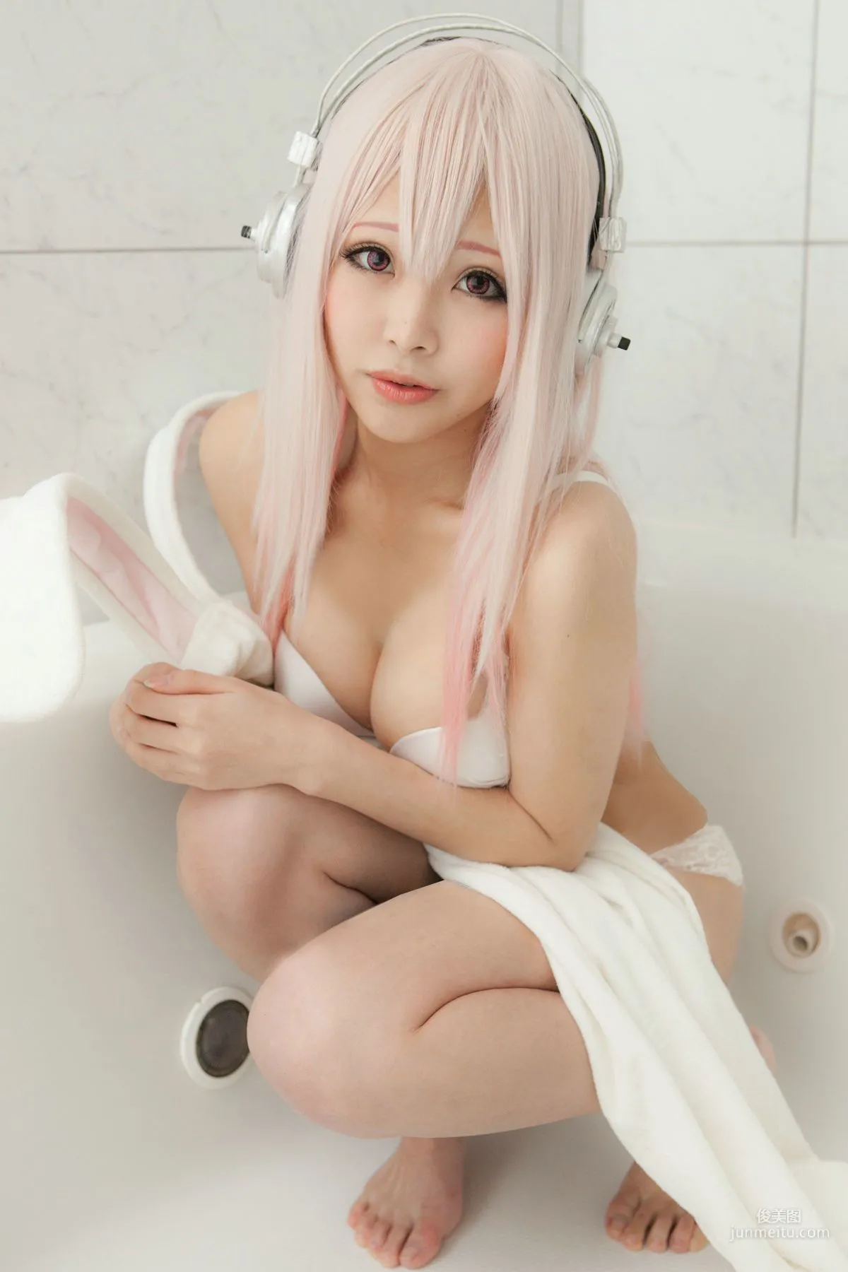 星影夕香 《Sonicomi》Super Sonico [COLORFULxCAMERA] 寫真集 16