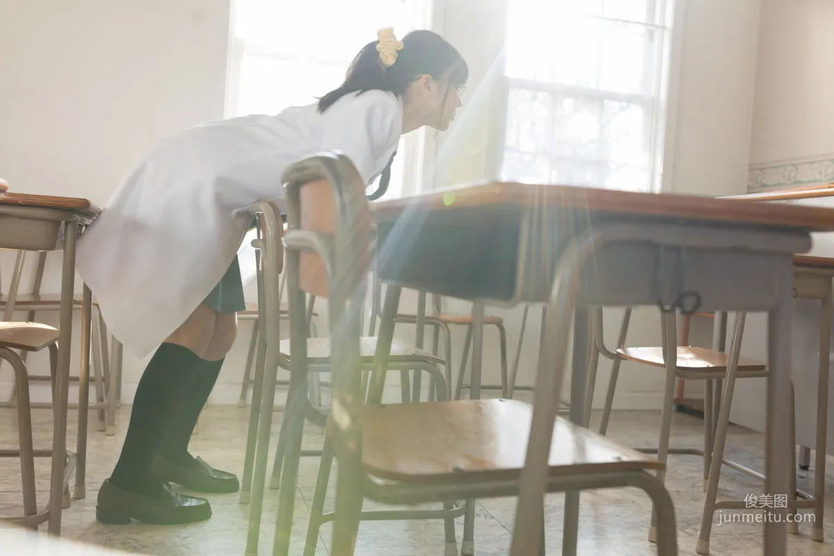 彩城ゆりな (彩城優裡菜) 《僕は友達が少ない》Shiguma Rika(志熊理科) [bit(ビット)] 寫真集 31