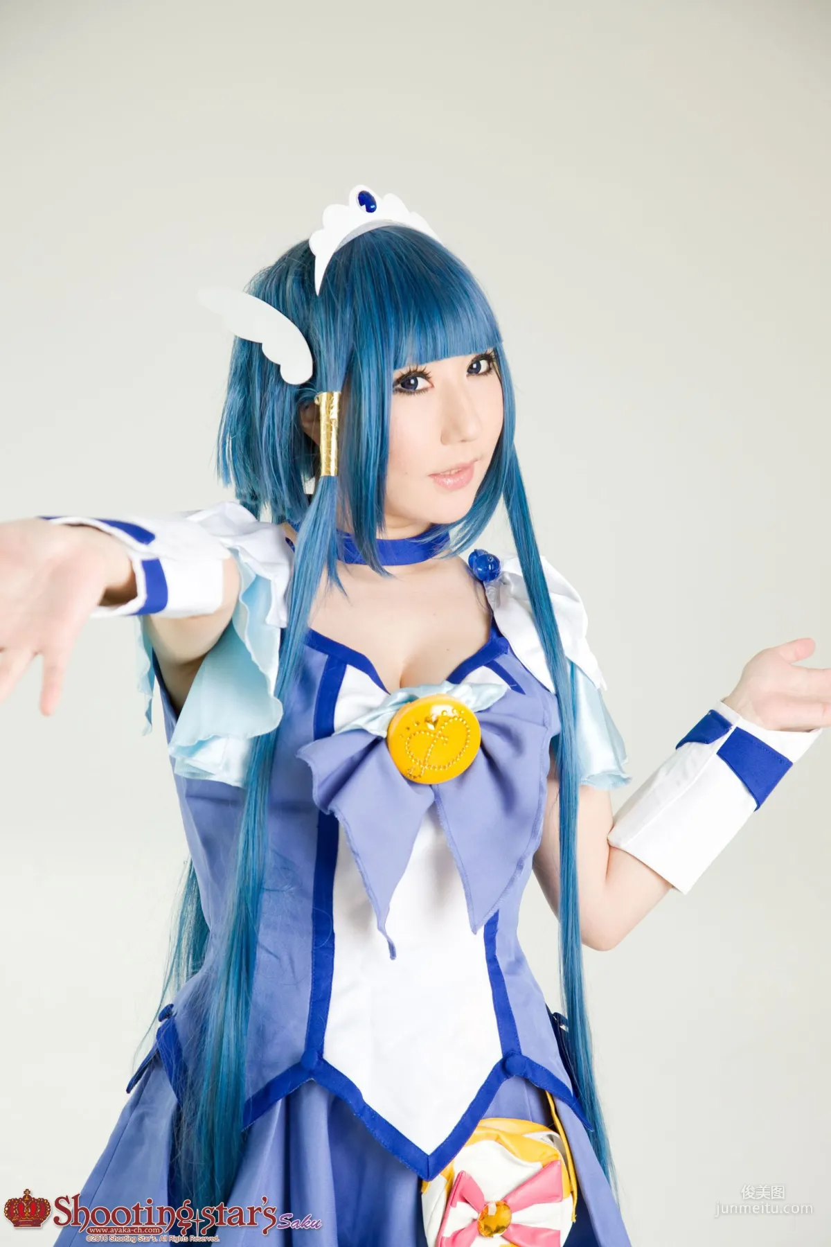 サク (Saku) 《光之美少女》Cure Peace+Cure Beauty 写真集1