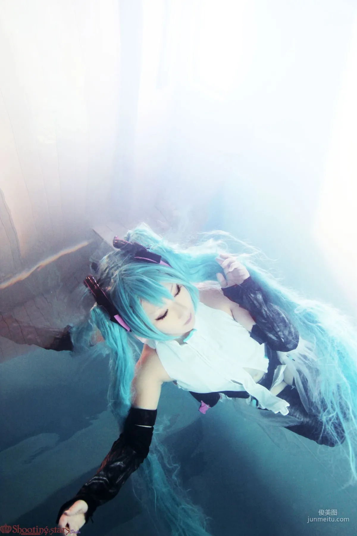 Saku: Cosplay Collection VOCALOID photo 12