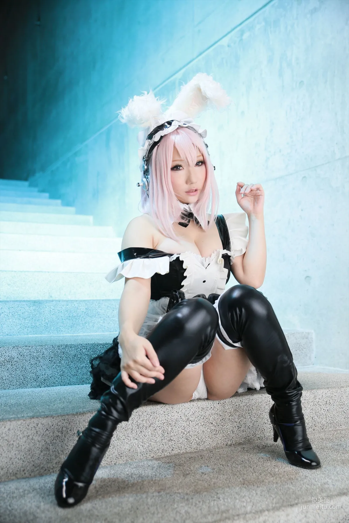 サク (Saku) 《Sonicomi》Super Sonico [Shooting Star's] 寫真集 7