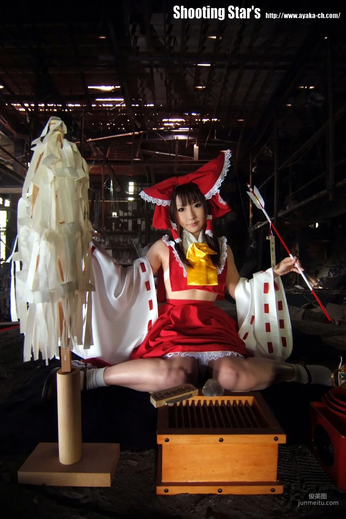Saku Touhou Project Reimu Hakurei Photo Set photo 3