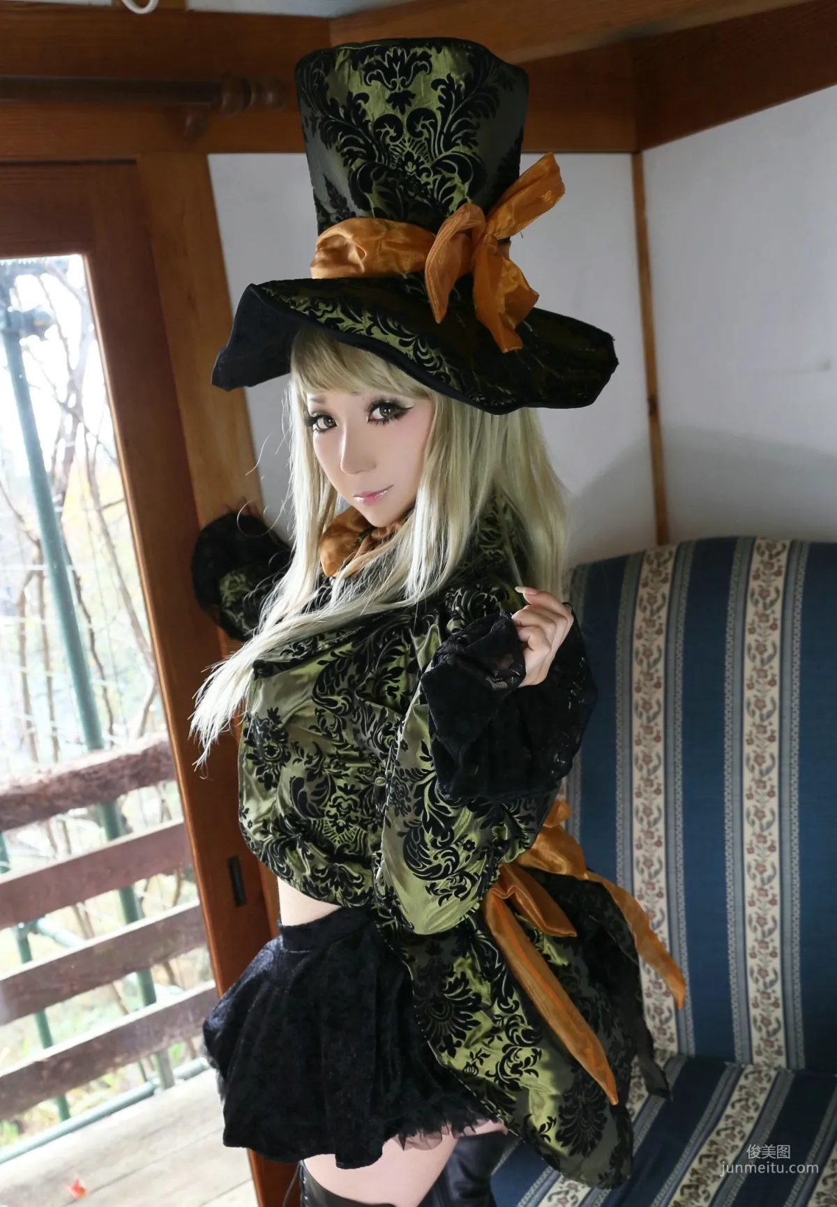 日暮らん 《Alice's Adventures in Wonderland》 Lite.Ver. [HBS] 寫真集 93