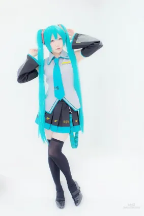 LeChat(るしゃ) 《VOCALOID》 [踴るねこ人間] 寫真集