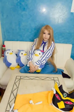 あらい夜魅 《Mawaru Penguindrum》Takakura Himari(高倉陽毬) 寫真集