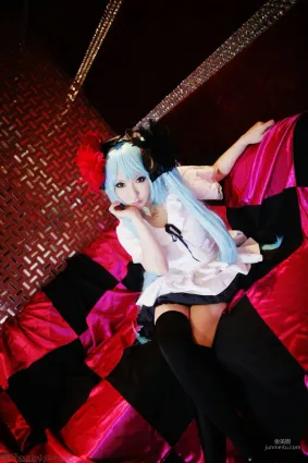 サク (Saku) 《VOCALOID》Miku+GUMI+MEIKO [Shooting Star's] 寫真集