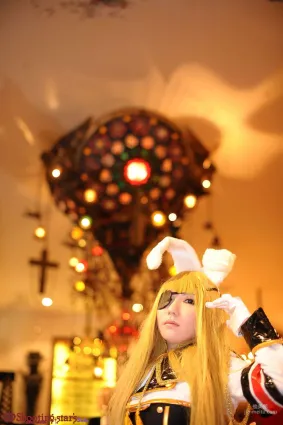 サク (Saku) 《Umineko no Naku Koro ni》 [Shooting Star's] 寫真集