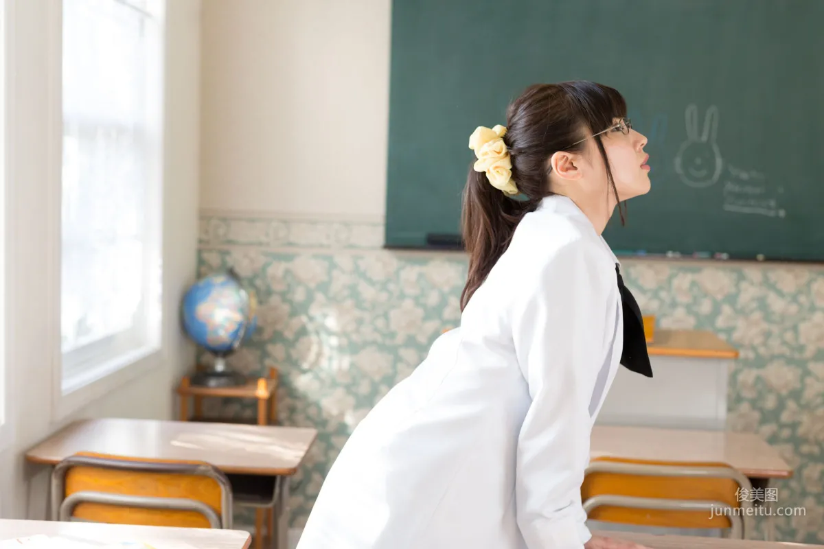 彩城ゆりな (彩城優裡菜) 《僕は友達が少ない》Shiguma Rika(志熊理科) [bit(ビット)] 寫真集 18