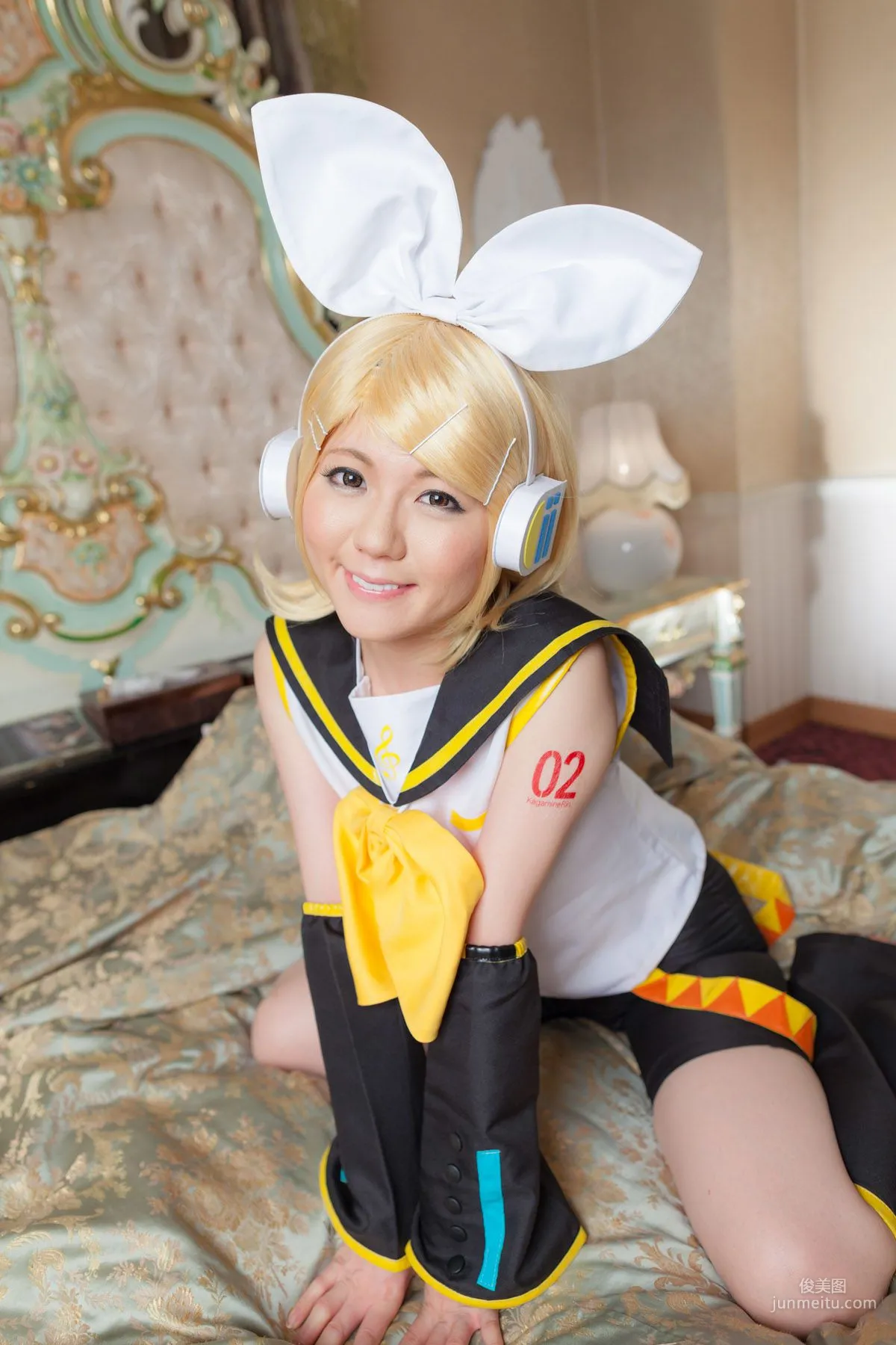 Mai Araki, VOCALOID Kagamine Rin [Cosplay Collection] Photo Set photo 21
