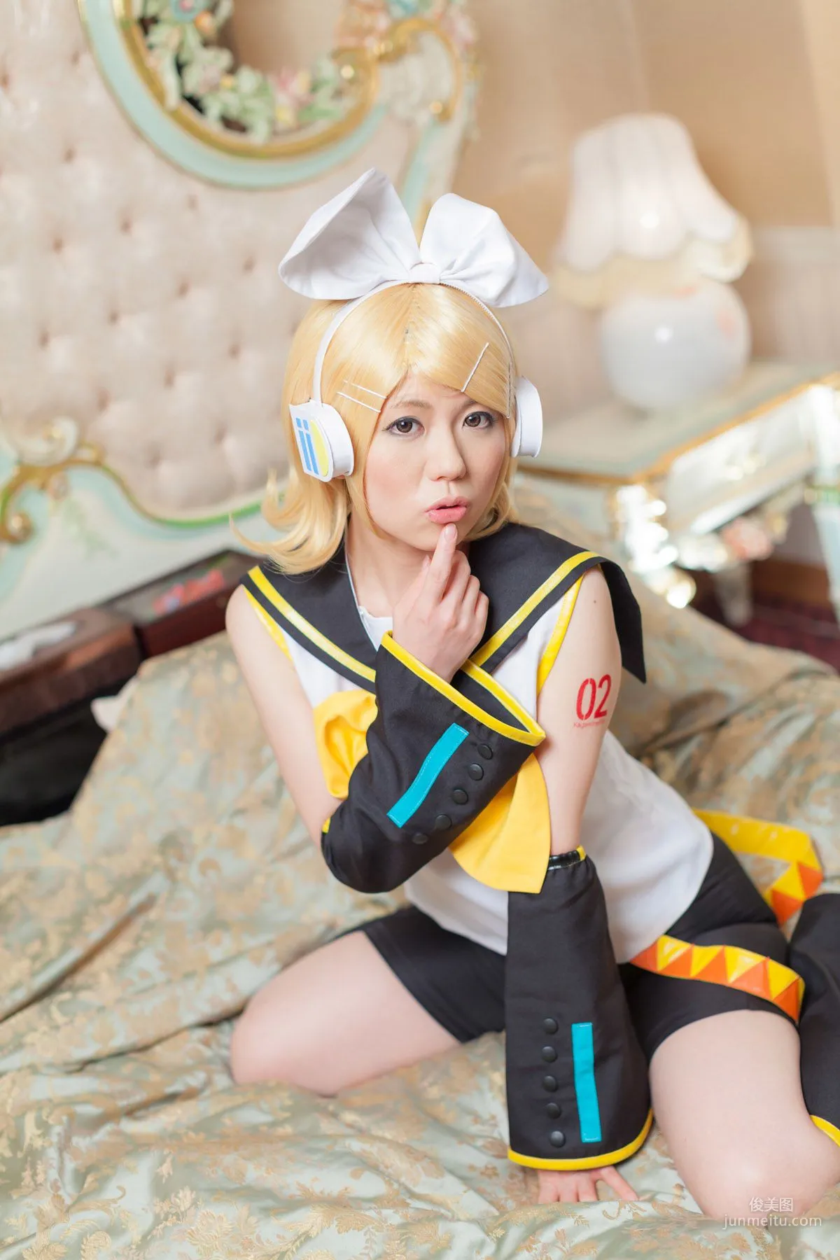 Mai Araki, VOCALOID Kagamine Rin [Cosplay Collection] Photo Set photo 7