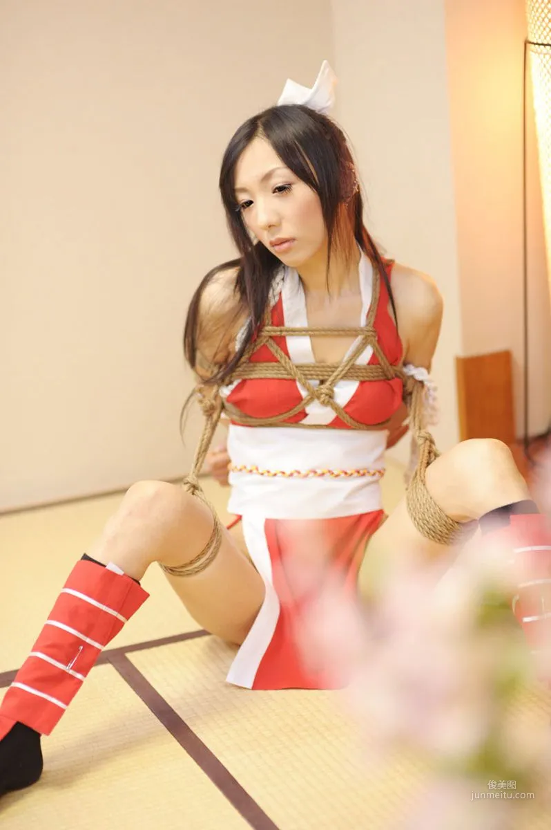 華群みさき 《KING OF FIGHTERS》MAI SHIRANUI 写真集16