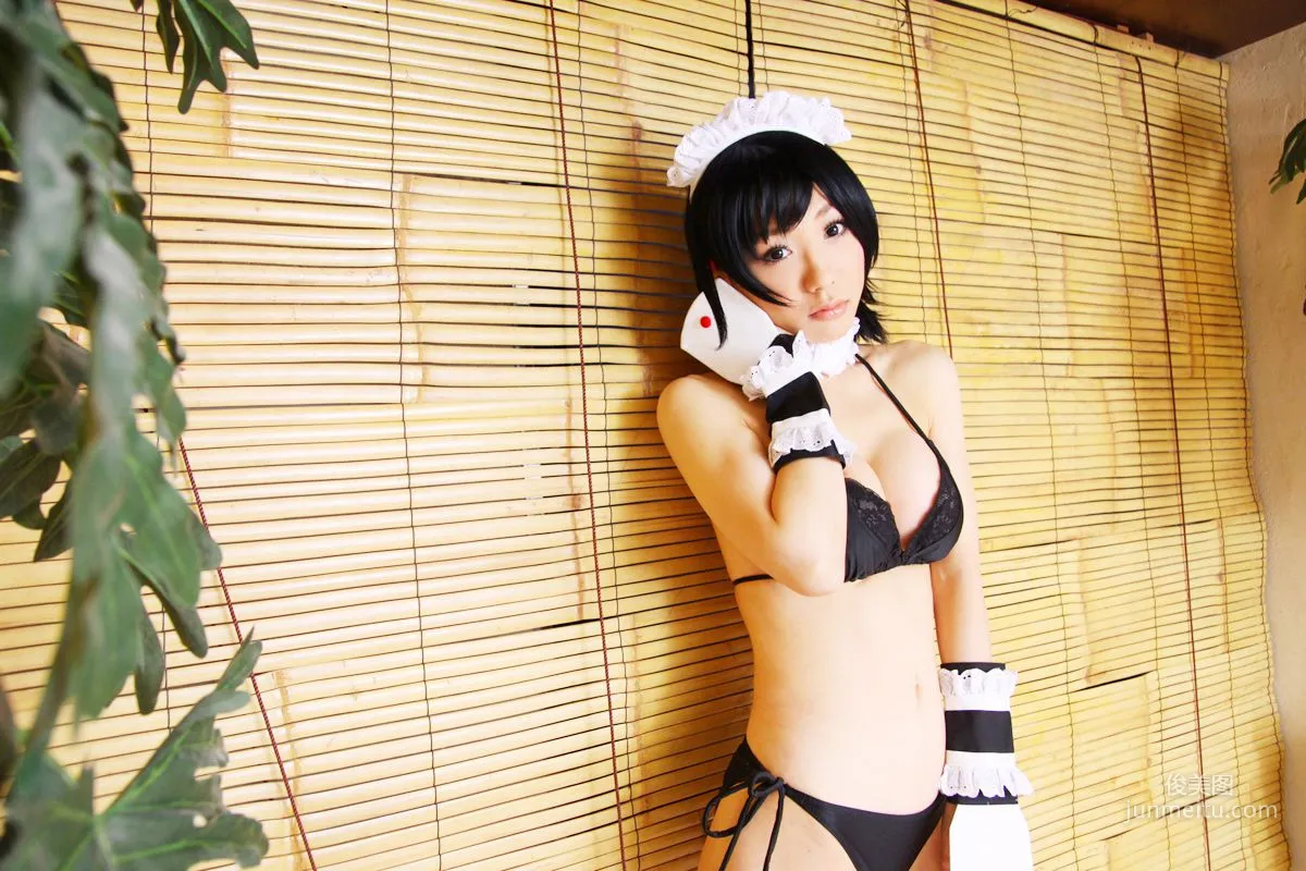 華群みさき 《Queen's Blade》Airi+《Samurai Spirits》Iroha [HONEY BUNNY] 寫真集 52