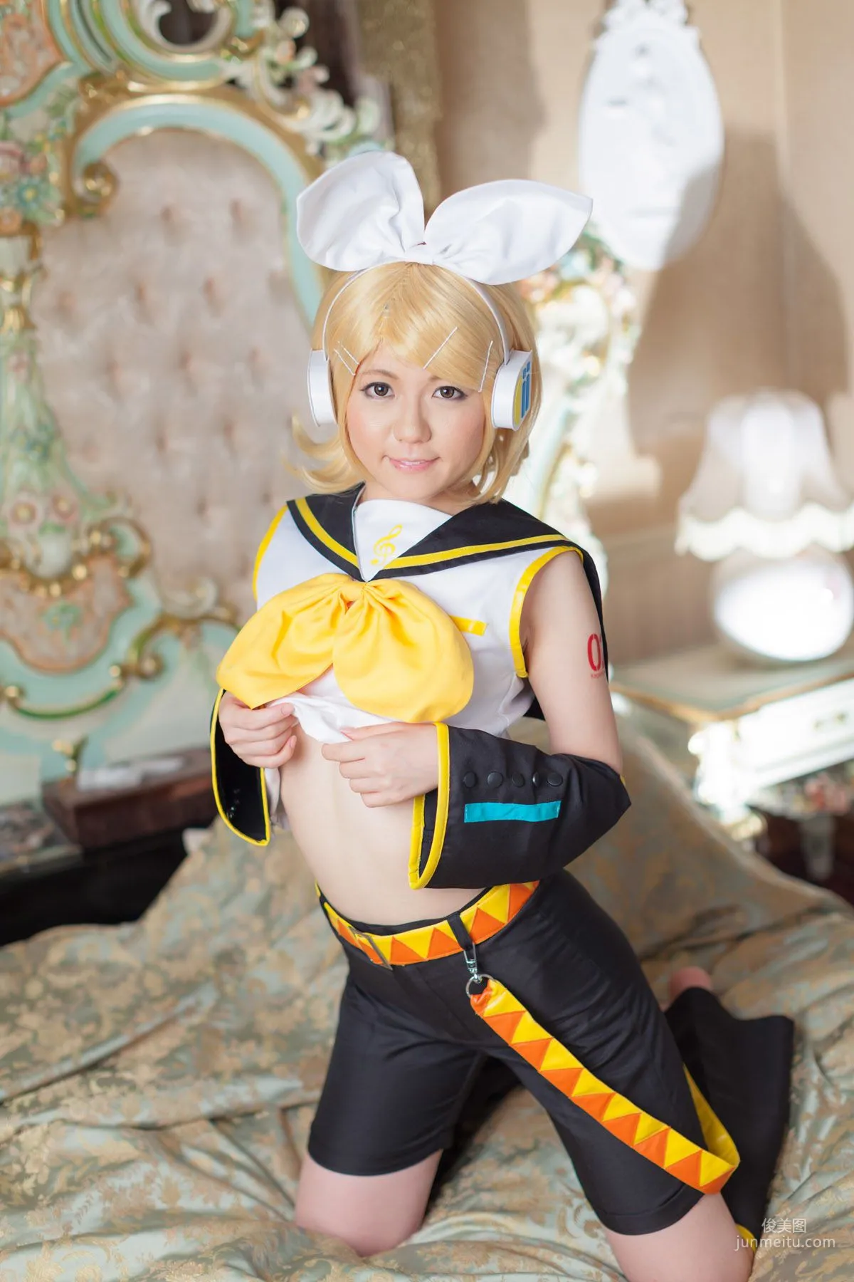 Mai Araki, VOCALOID Kagamine Rin [Cosplay Collection] Photo Set photo 46