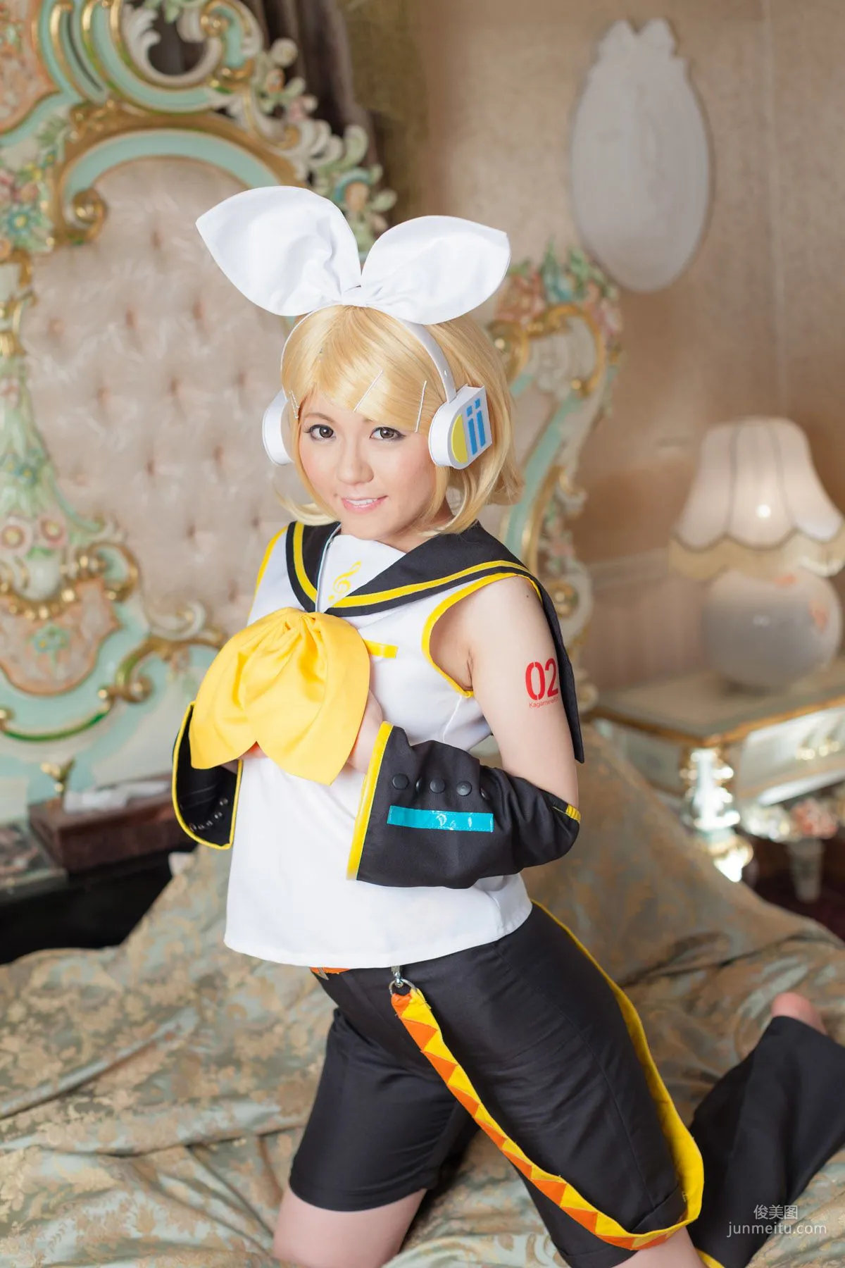 Mai Araki, VOCALOID Kagamine Rin [Cosplay Collection] Photo Set photo 39