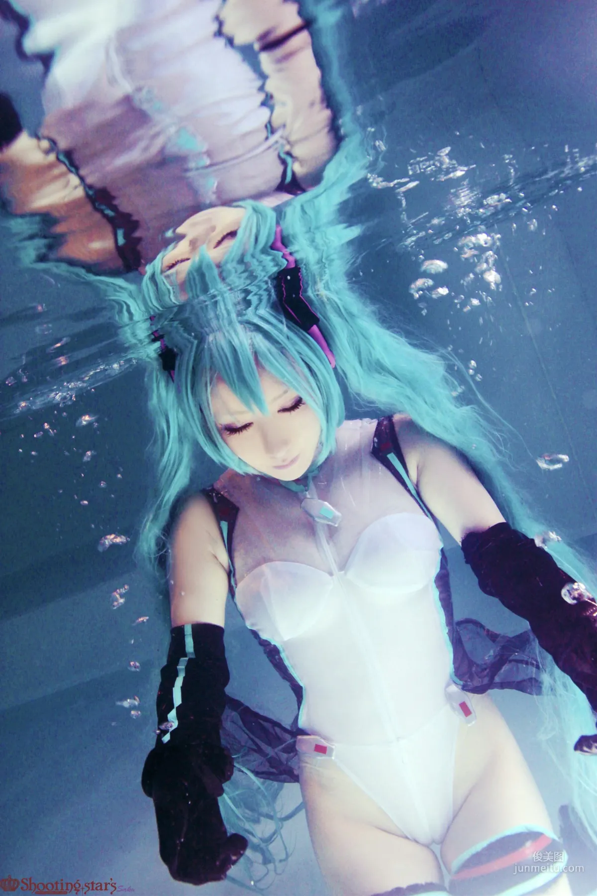 Saku: Cosplay Collection VOCALOID photo 13