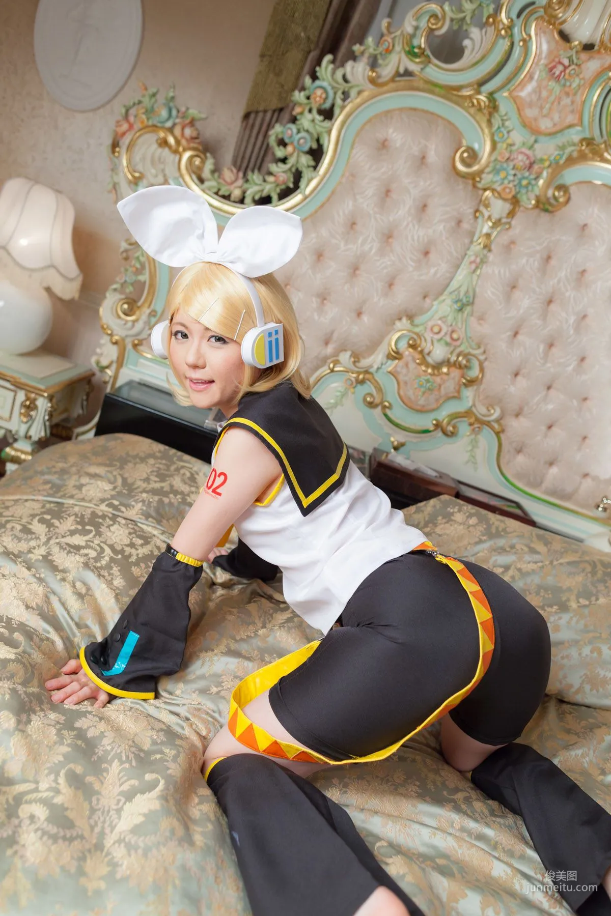 Mai Araki, VOCALOID Kagamine Rin [Cosplay Collection] Photo Set photo 53