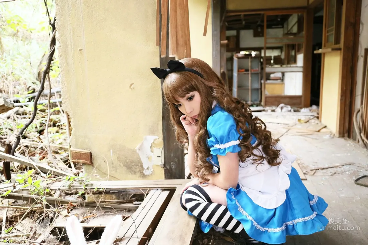 日暮らん 《Alice's Adventures in Wonderland》 Lite.Ver. [HBS] 寫真集 11