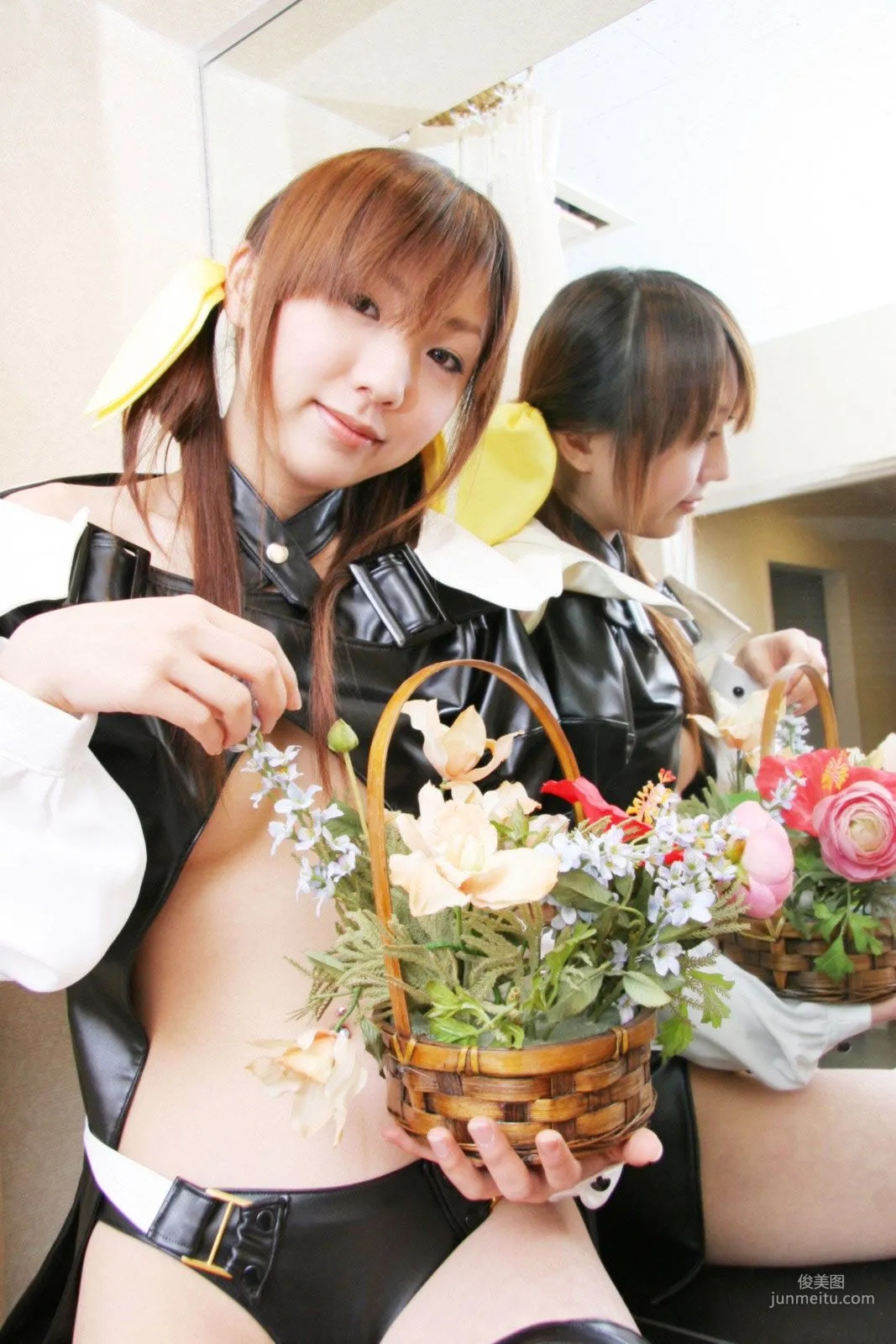 華群みさき《Guilty Gear》 I-no [HONEY BUNNY] 寫真集 99