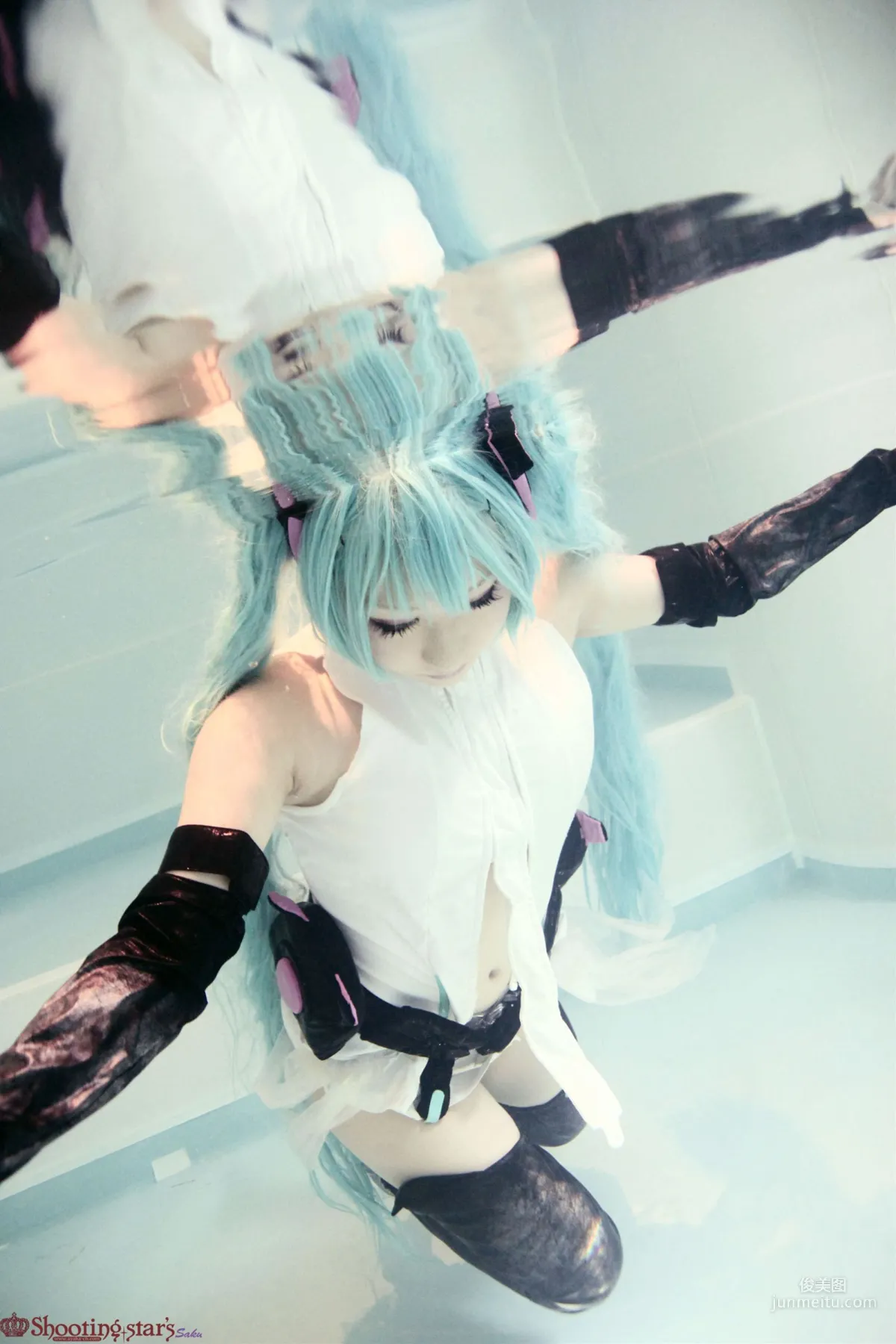 Saku: Cosplay Collection VOCALOID photo 44