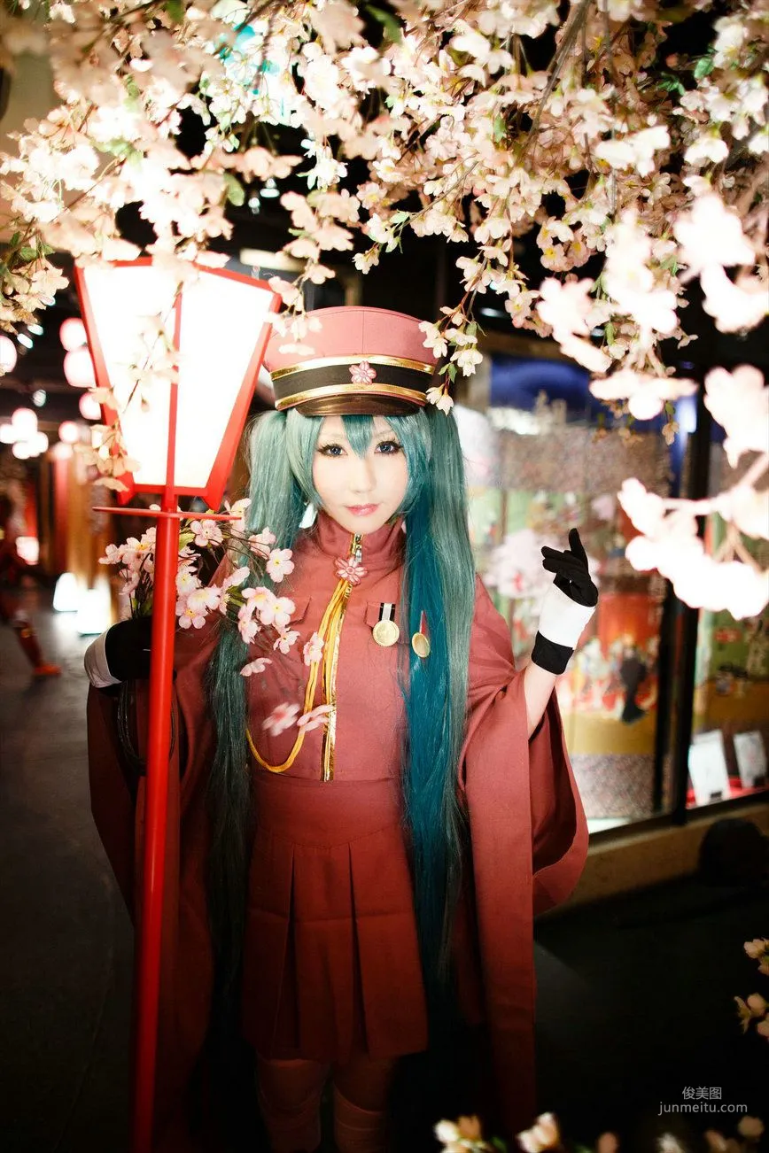 サク (Saku) 《VOCALOID》Miku+GUMI+MEIKO [Shooting Star's] 寫真集 70