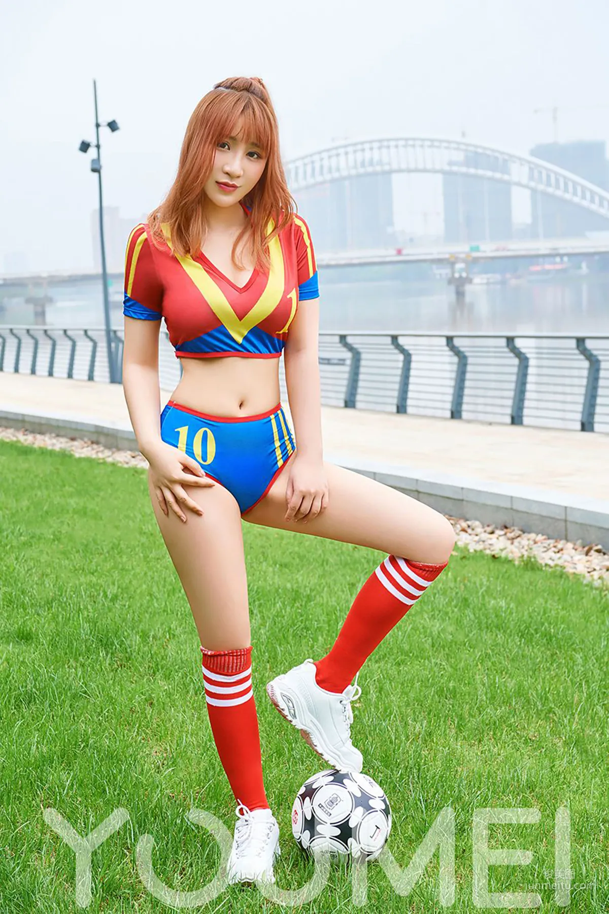 绯月樱-Cherry《巨臀妖精》 [尤美YouMei] Vol.017 写真集6