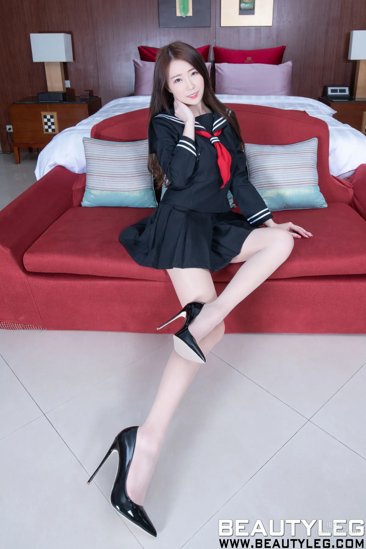 Leg Model Lia Yang Siyuan 'Sailor Uniform + Stockings Legs' [Beautyleg] No.1719 Photo Set photo 22