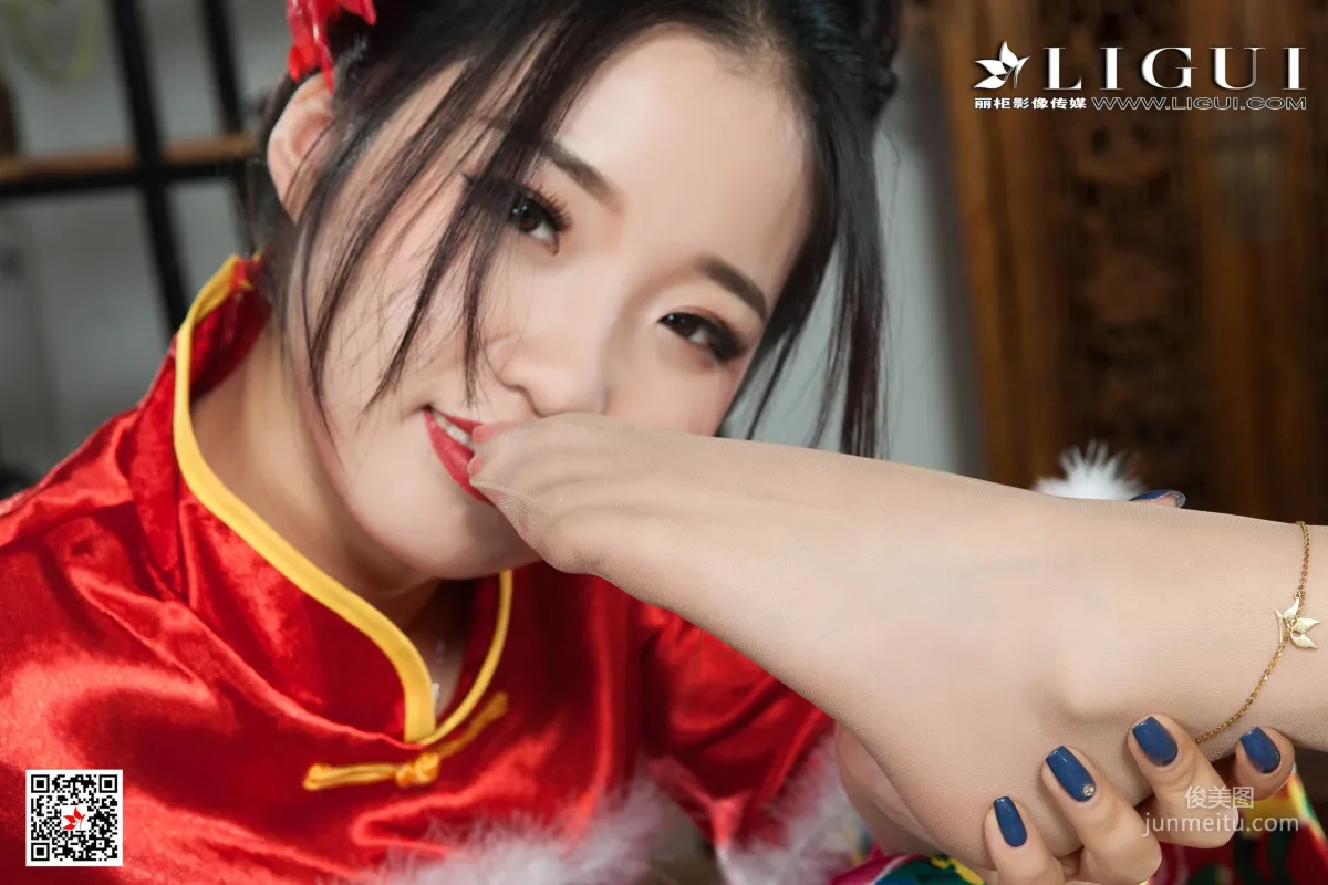 媛媛&魚妹《新春絲足福利》 [麗櫃Ligui] 網絡麗人 寫真集 55