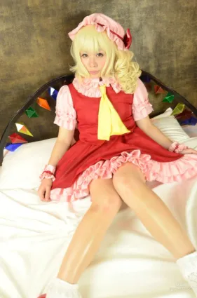 岡田ゆい (Okada Yui) 《Touhou Project》Remilia Scarlet+Flandre Scarlet [どてちん販売所] 寫真集