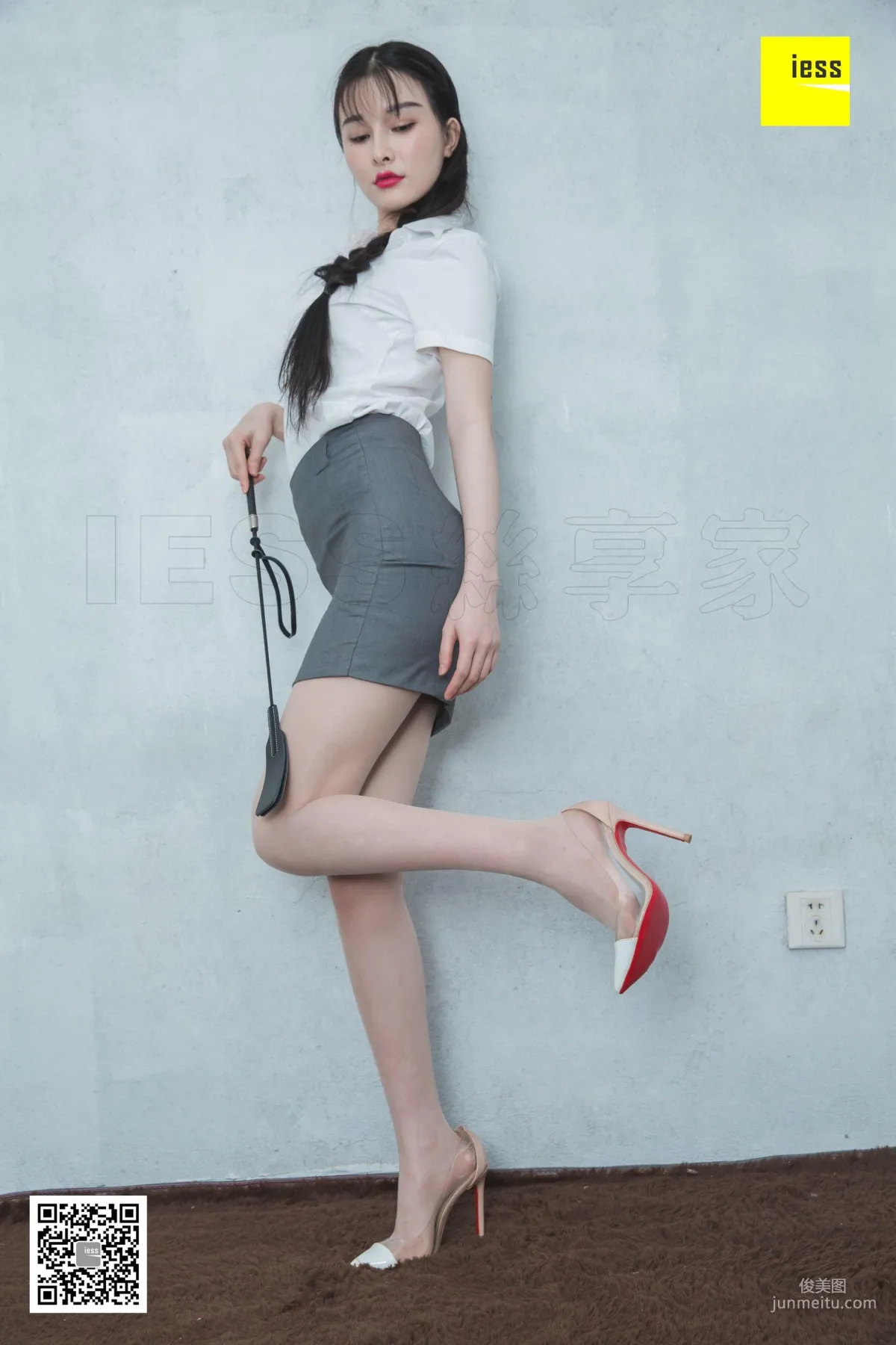 Jiumei Mengmeng, Workplace Besties Advanced Chapter [IESS] Stockings and Beautiful Legs Photo Set photo 57