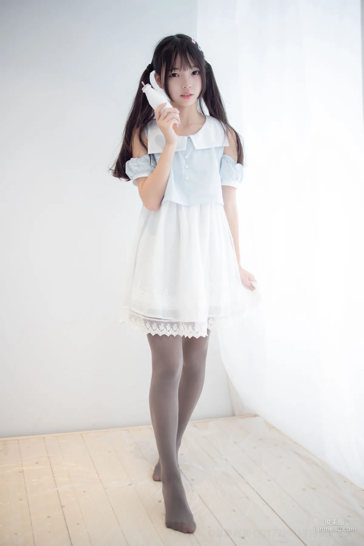 80D灰丝踩物 [森萝财团] [X-054] 写真集86
