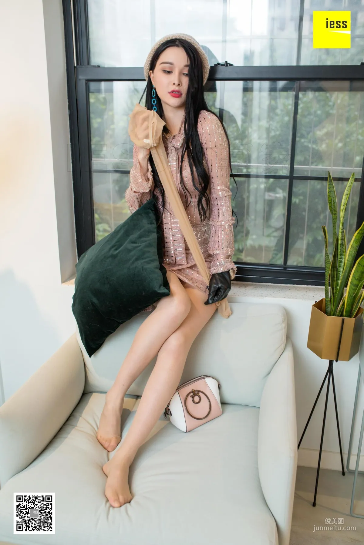 Miao Jie: IESS photo 60