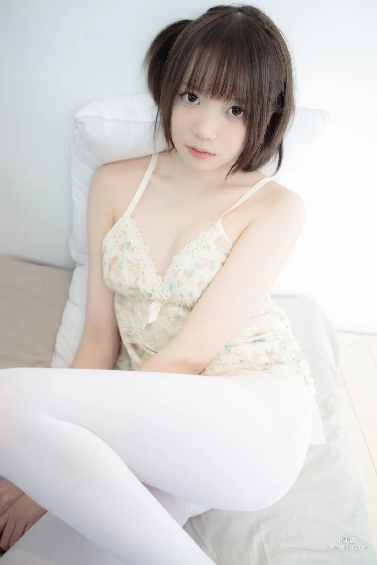 吊带短裙50D白丝 [森萝财团] [X-057] 写真集9