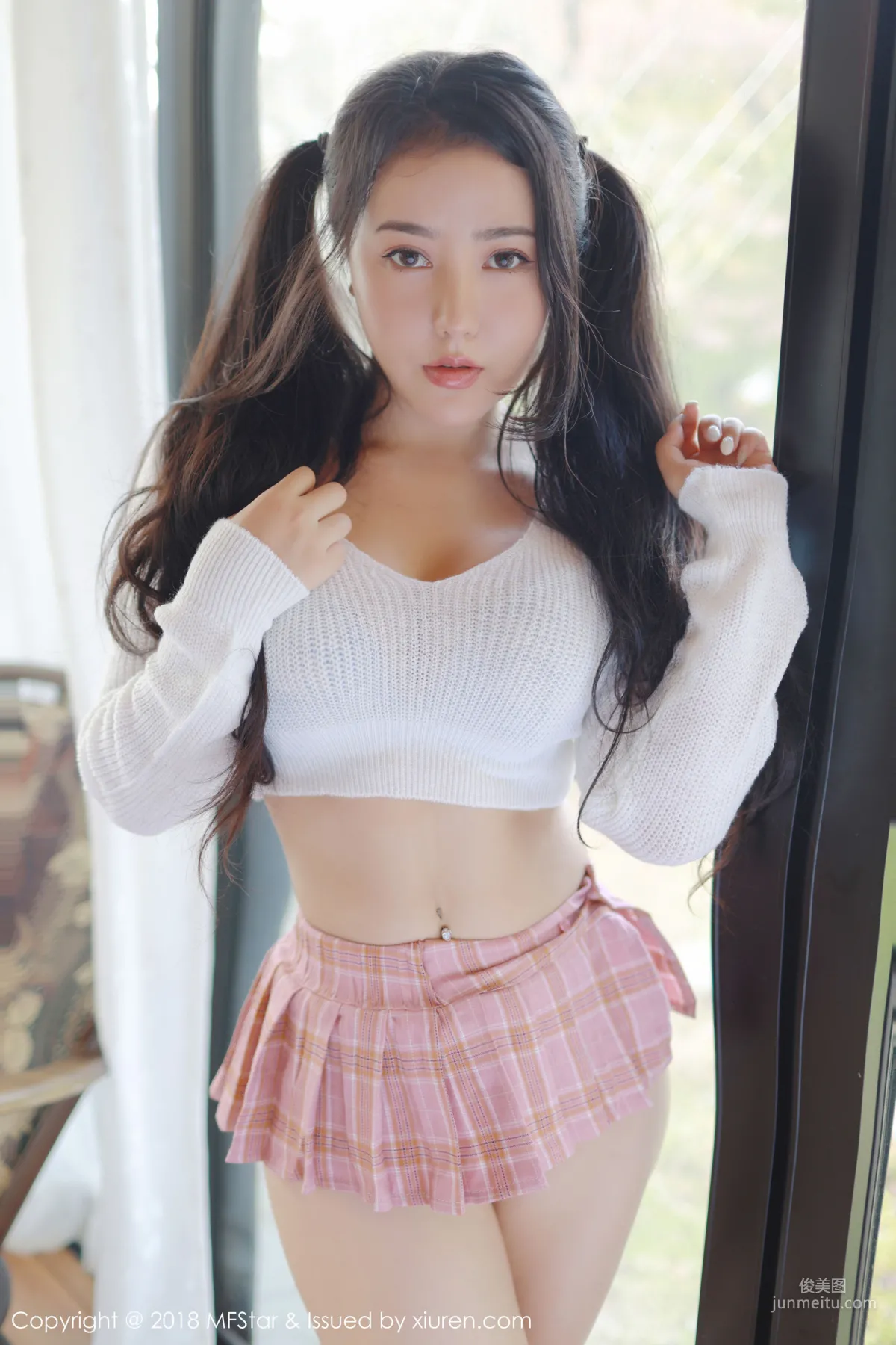 Ma Luna 'Glasses OL + Incomparable Curves Temptation' [MFStar] Vol.168 Photo Set photo 47