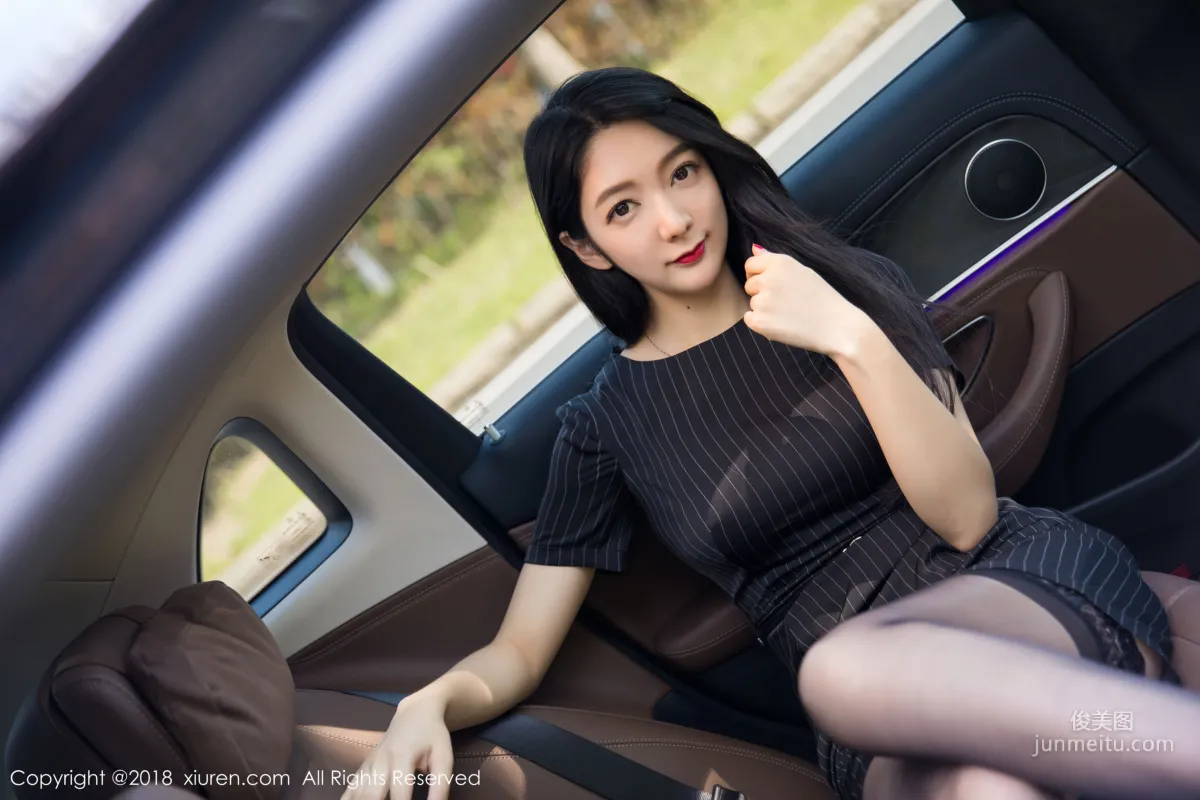 Angela Likes Cats, Beautiful Woman with Luxury Car in Black Stockings and Beautiful Legs [XiuRen] No.1262 photo 31