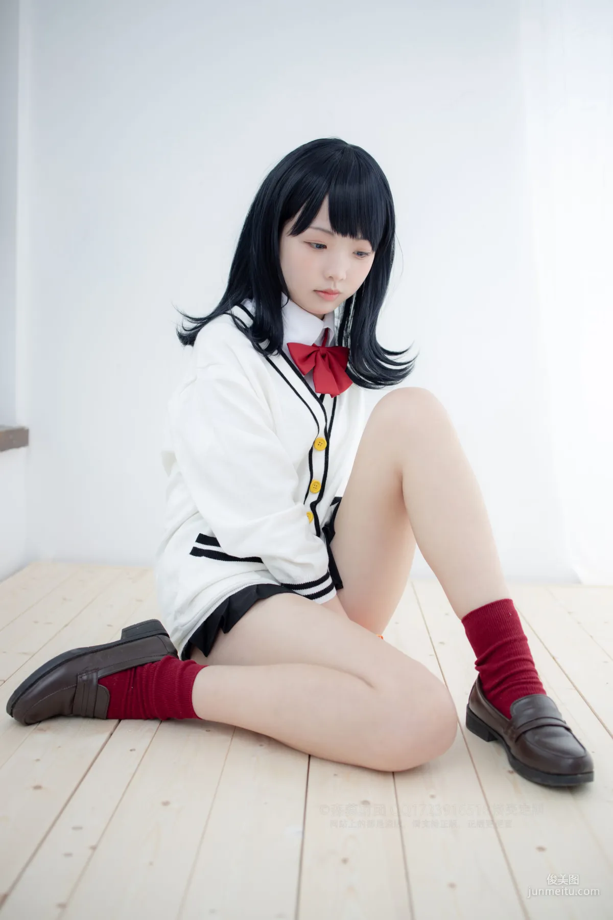 20D肉絲短棉襪踩物 [森蘿财團] [X-055] 寫真集 8