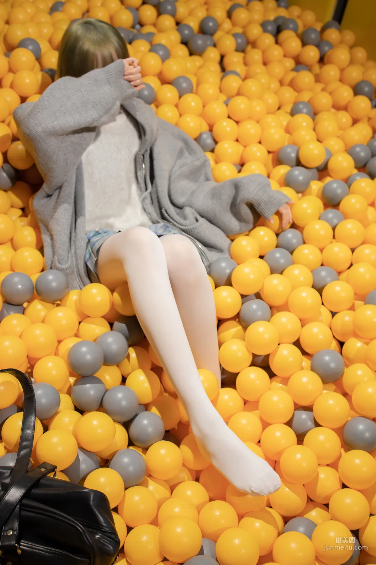 游乐园里的一天 [森萝财团] [X-047] 写真集2