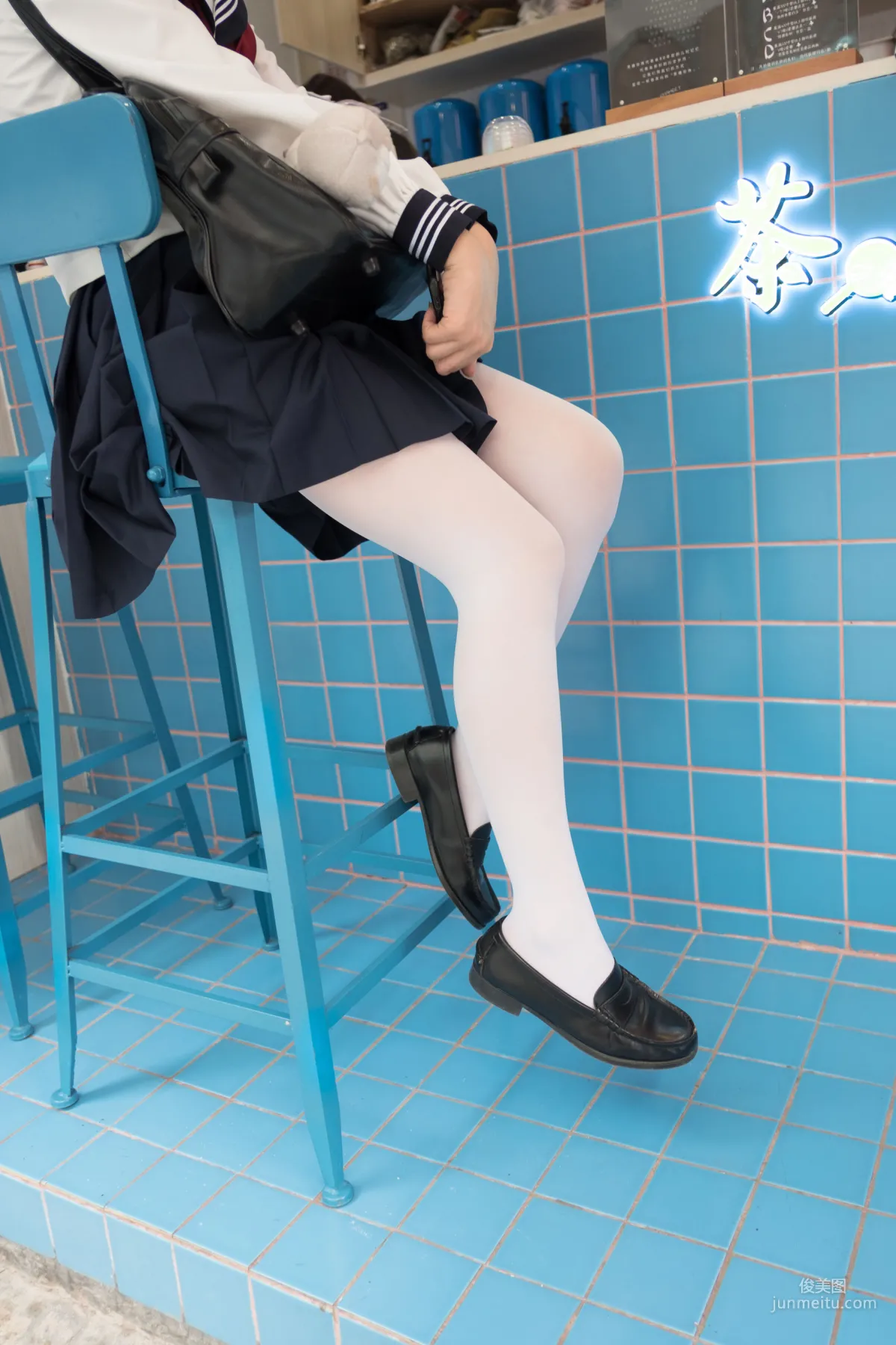 JK校服白丝美足 [森萝财团] [BETA-017] 写真集53