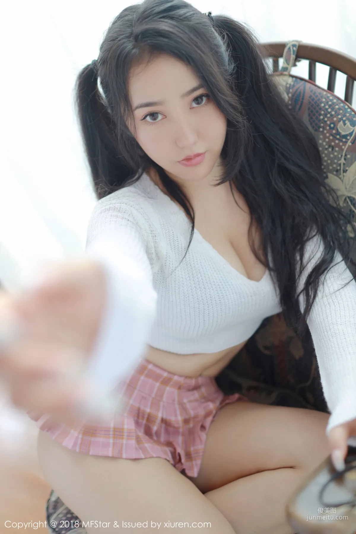 Ma Luna 'Glasses OL + Incomparable Curves Temptation' [MFStar] Vol.168 Photo Set photo 23