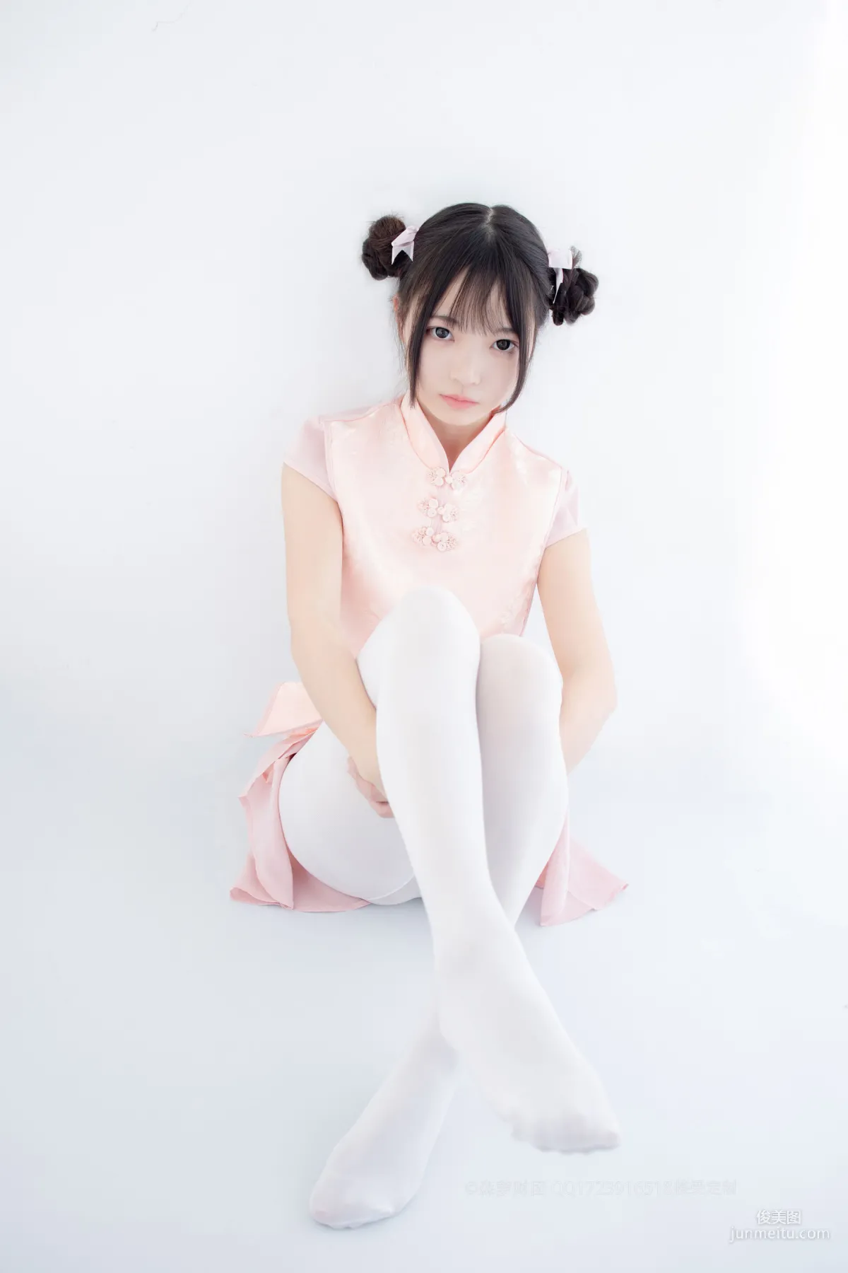 80D白丝踩物 [森萝财团] [X-052] 写真集14