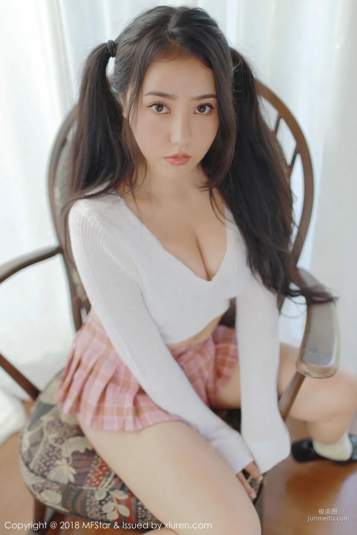 Ma Luna 'Glasses OL + Incomparable Curves Temptation' [MFStar] Vol.168 Photo Set photo 36